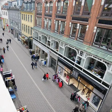 Apartment Stroget Main Shopping Street