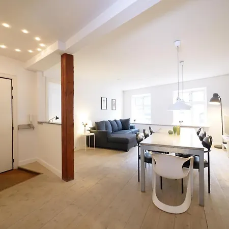 Apartment Stroget Main Shopping Street